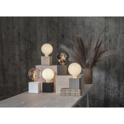 STAR Trading Leuchte Box 10cm E27 mit Schalter schwarz