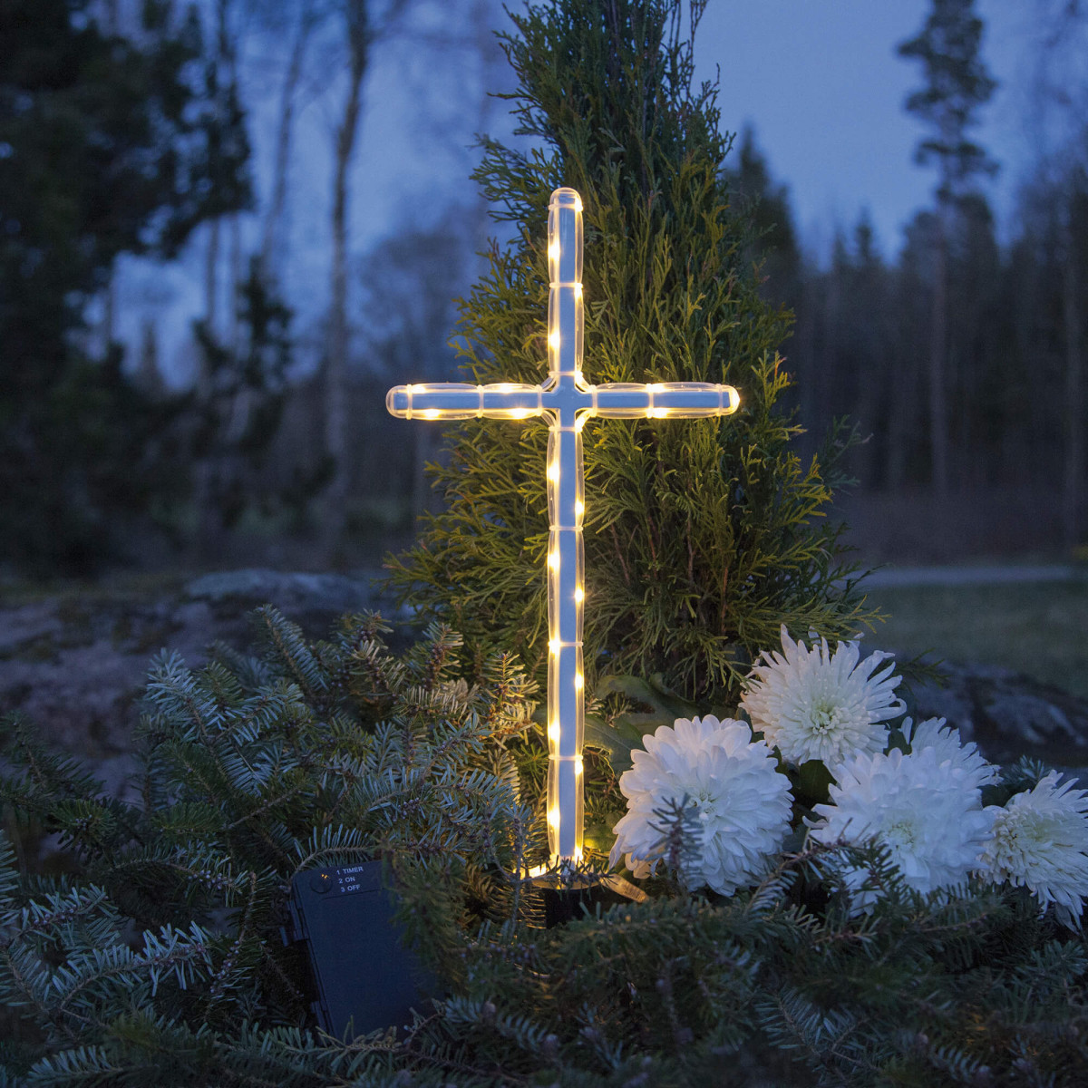 Star Trading Grablicht Kreuz, 24 warmweiße LEDs
