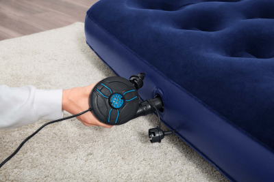 Bestway Doppelluftbett mit externer Elektropumpe 191 x 137 x 22 cm für 2 Personen