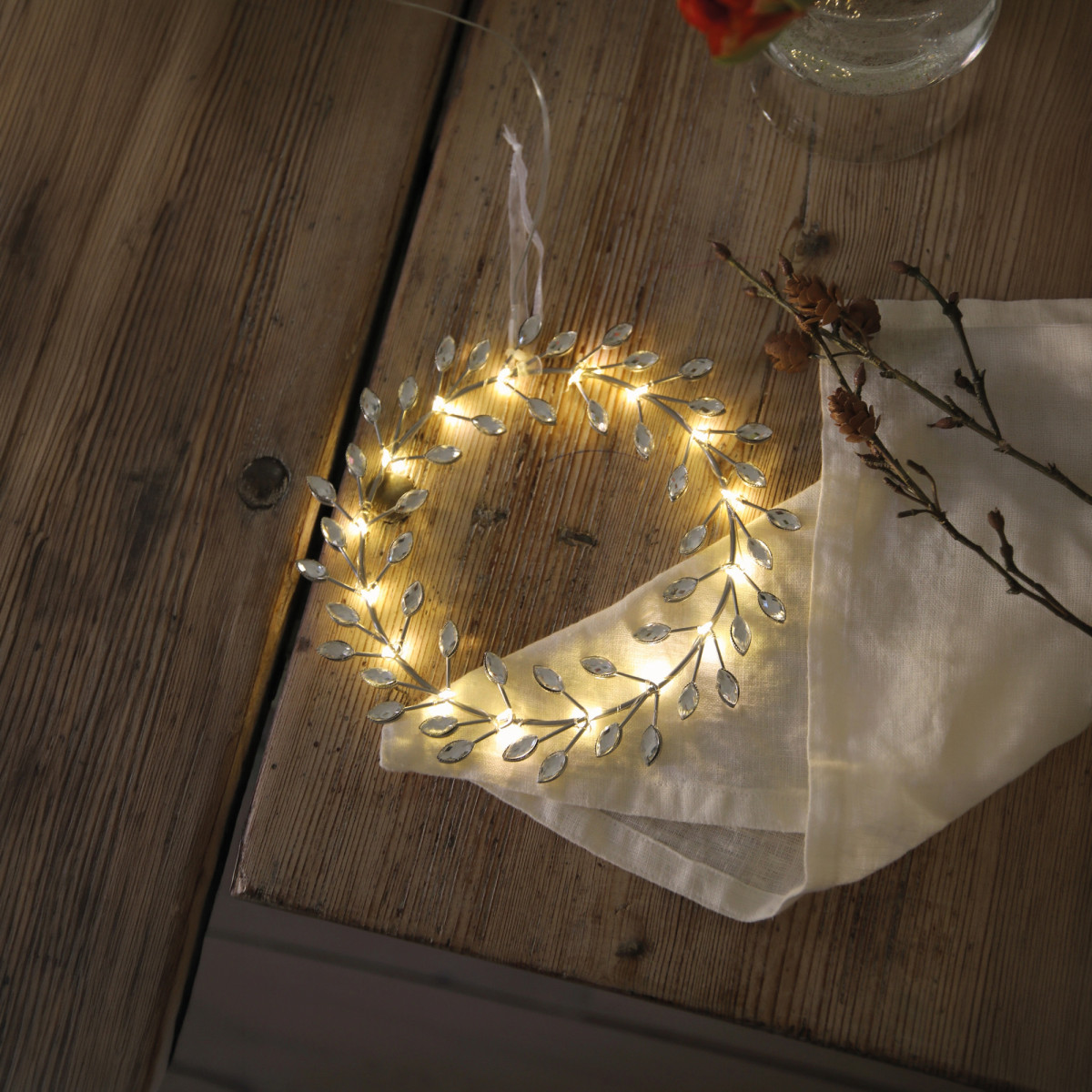Star Trading Kranz ARIA silber, 52 warmweiße LEDs mit Timer