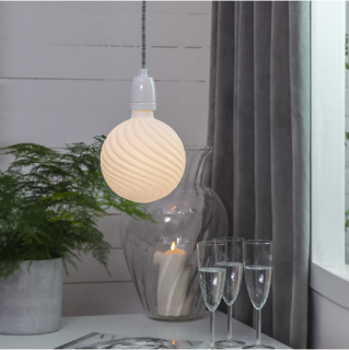 STAR Trading LED-E27 Globelampe G148 2600K 6W 550lm opal dimmbar