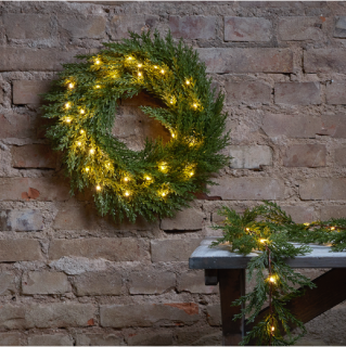 STAR Trading LED-Kranz Thuja 45cm 30 BS warmweiß außen
