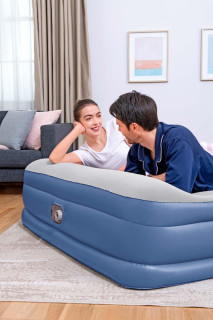 Bestway TriTech Doppelluftbett mit integrierter Elektropumpe 203 x 152 x 46 cm