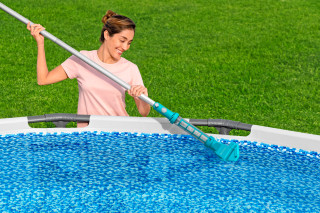 Bestway akkubetriebener Poolsauger AquaSurge 251 cm