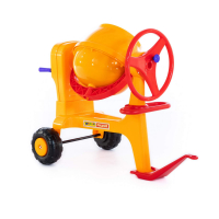 Mischmaschine mit Anhängerkupplung