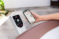 Bestway LAY-Z-SPA Energiespar-Whirlpool Hawaii AirJet mit App-Steuerung, für 6 Personen, Durchmesser 196 x 71 cm, Terrakotta